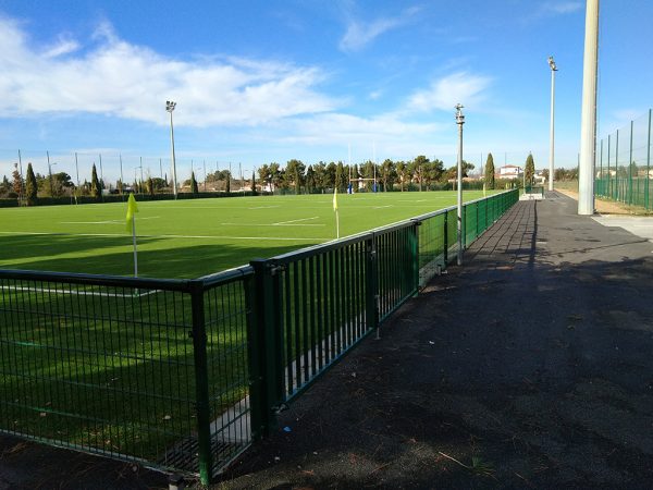 clôture terrain-de-sport